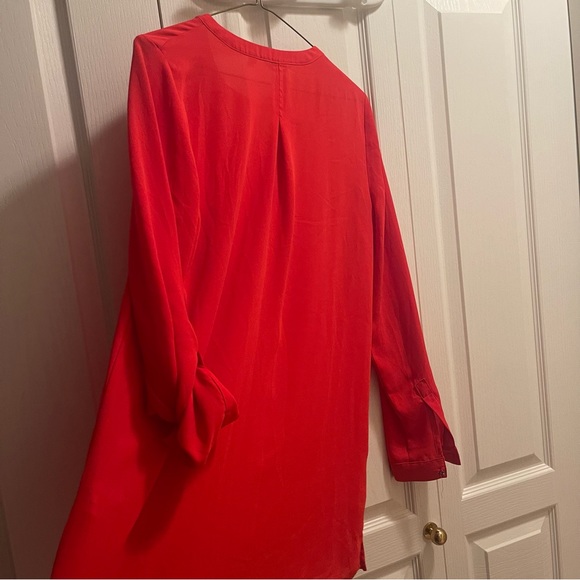 Reitmans size S shirt red colour - Picture 4 of 10